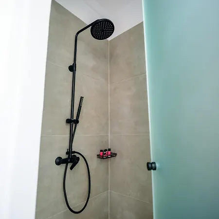 Frühstückspension Elia Caldera 4*